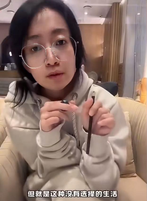 对比国内，乌兰巴托更加松弛
女子定居乌兰巴托，不喜欢国内的商业化，选择太多很难维
