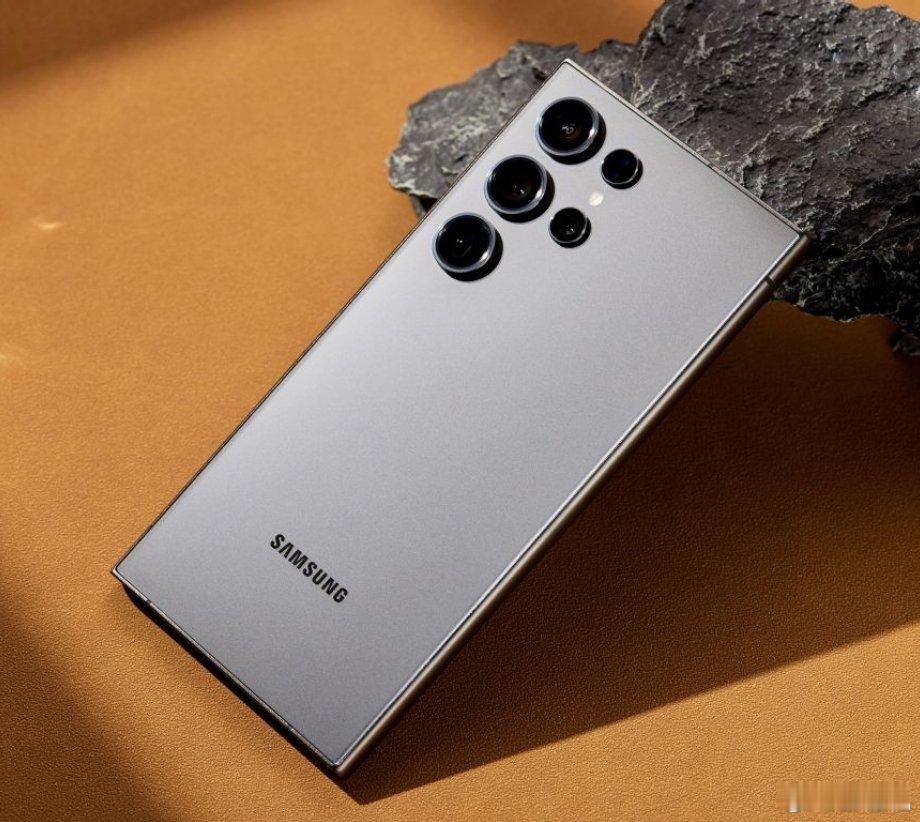 三星 Galaxy S26 系列手机相机爆料，新增 2400 万像素模式拍照，并