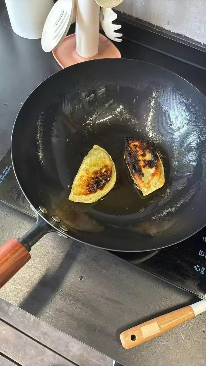 小沈阳喊话披荆斩棘这段别播小沈阳喊话披荆斩棘节目组韭菜盒子煎糊了这段别播[笑cr