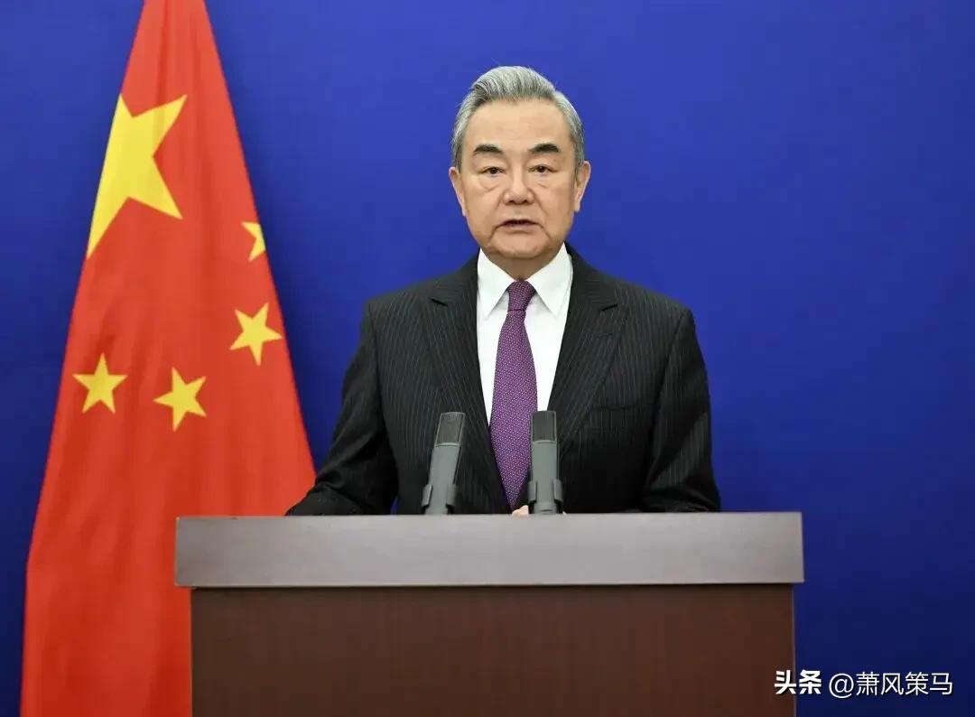 王毅连用两个不可接受伊朗局势火上浇油，王毅的两个“不可接受”，字字铿锵，直戳要害
