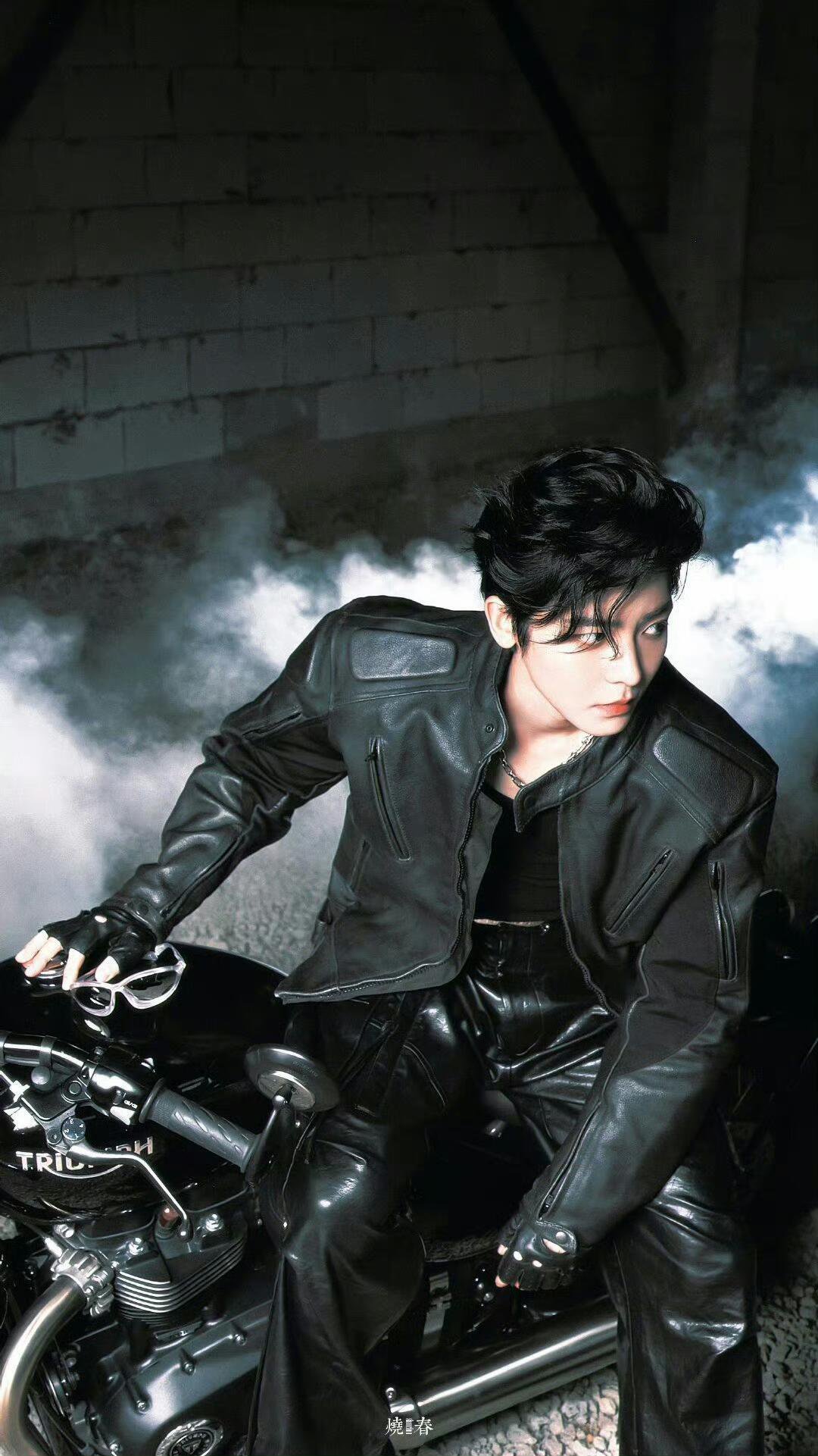 侯明昊男团舞台实力侯明昊是男团出道侯明昊 歌手2026 不少观众因演员身份对其音