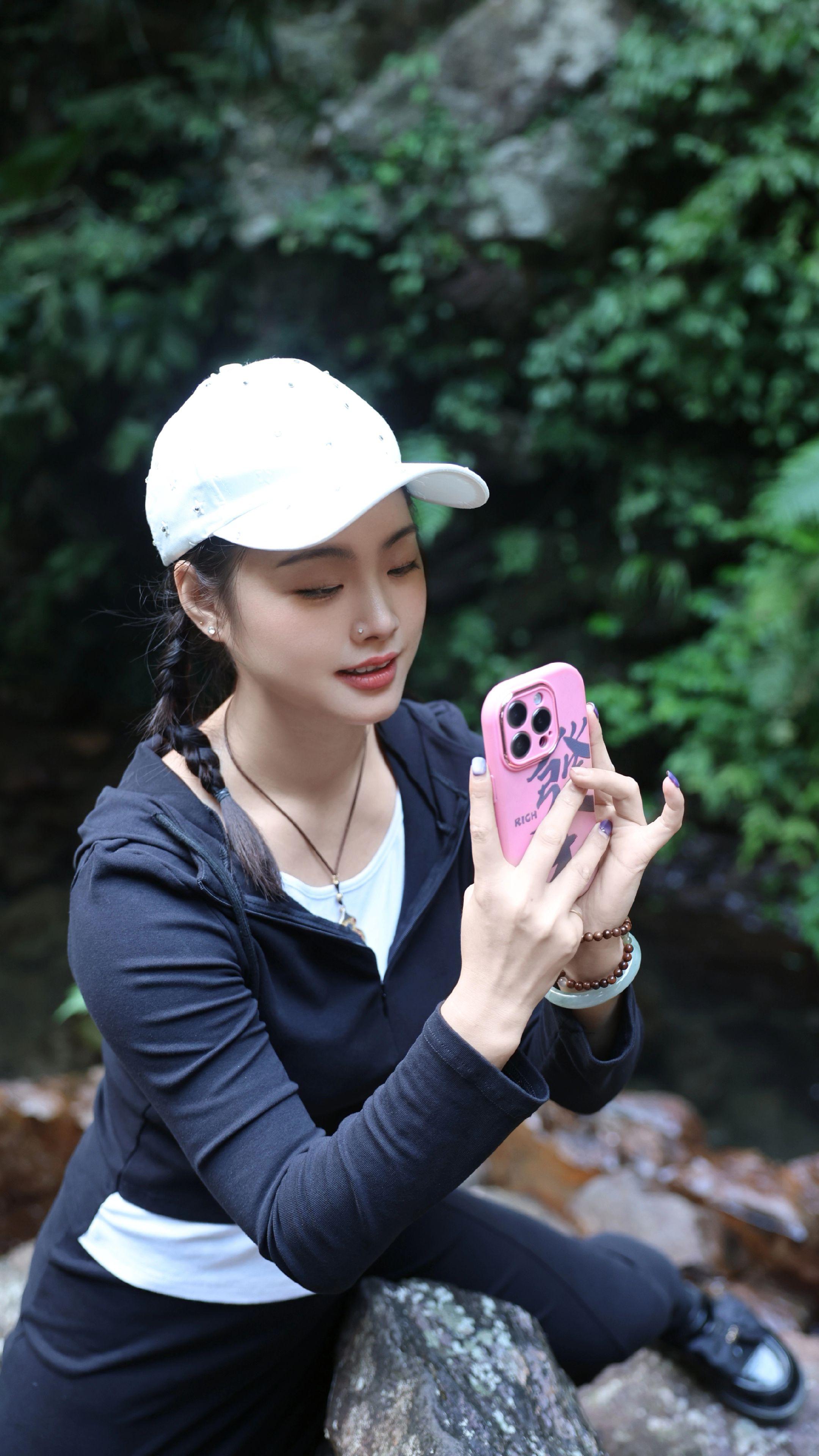 登山 原始森林 龙潭瀑布 自然