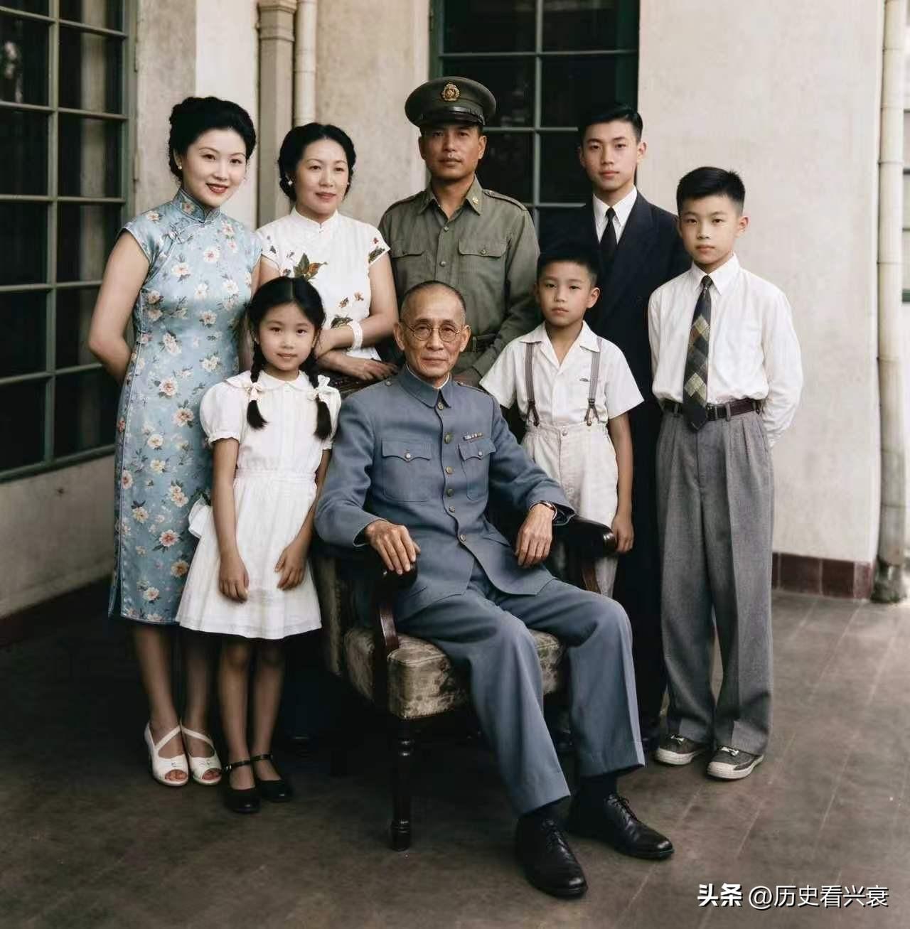 1950年夏天，龙云攥着一份云南来的电报，手在发抖。

他的三儿子龙绳曾，被陈赓