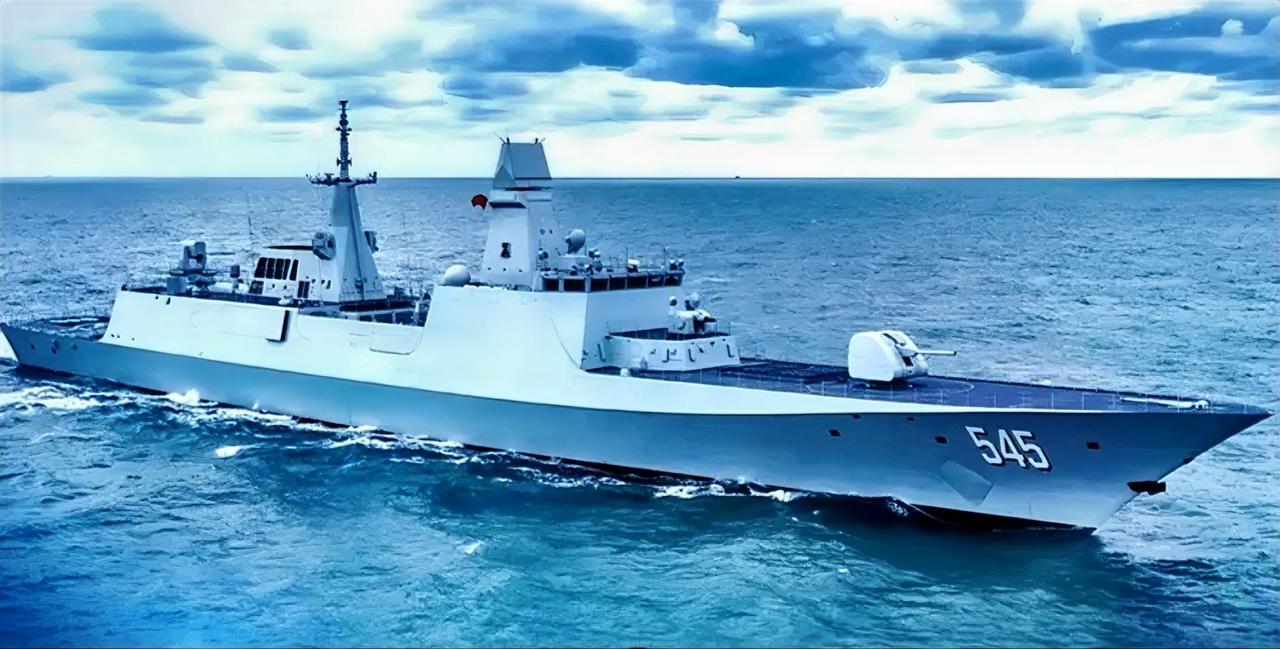 中国目前在役的各型护卫舰一共100多艘了，排水量总吨位接近30万吨。统计的仅包含