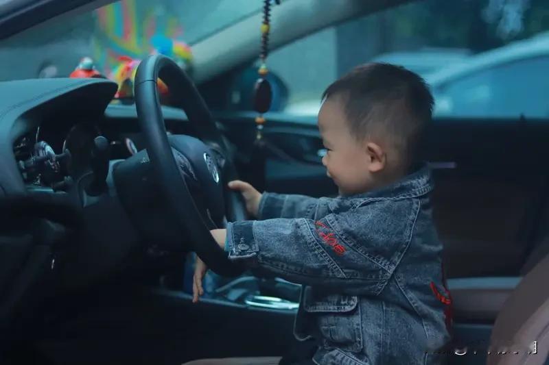 如果说你有1千万，你还会上班吗假如我有一千万我会选择一份比较清闲的工作，或者选择
