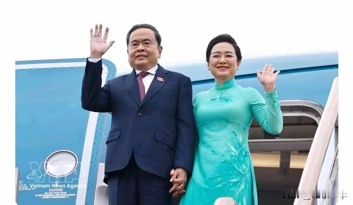 最忙的国会议长当属越南国会主席陈青敏，尤其指的是在外交方面的事务，我们经常看到陈