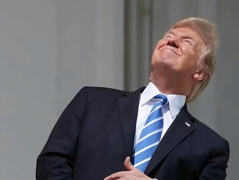 有人说今年懂王早就把后面的日程安排好了。
大家觉得会卡在哪一步？
...
3月：