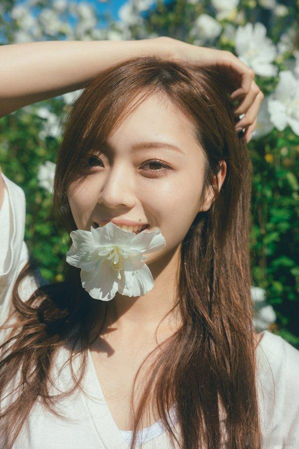 乃木坂46三期生兼队长梅泽美波将于2026年2月3日发售第二本写真集，拍摄地为意