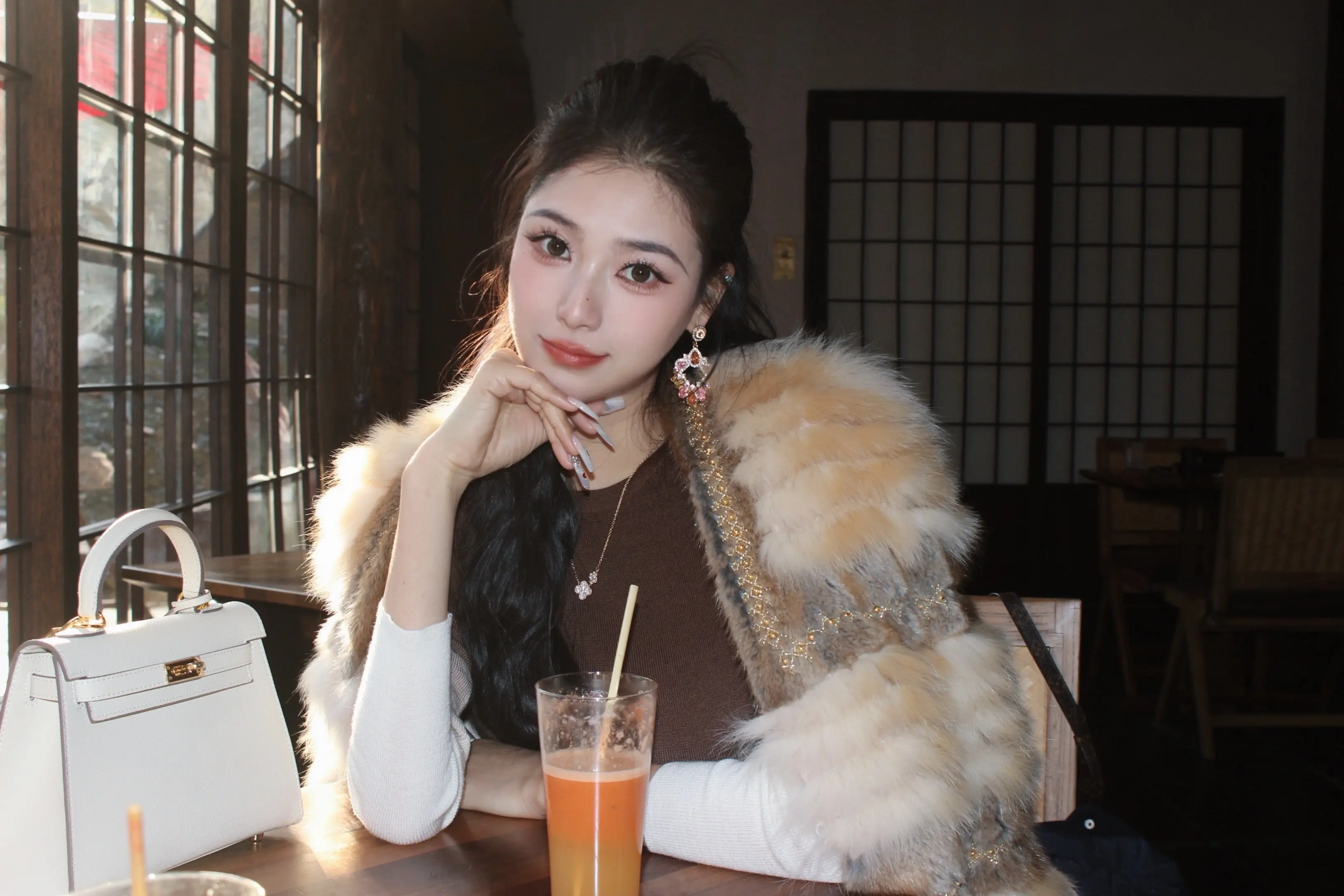 缓缓生香，年年胜意。