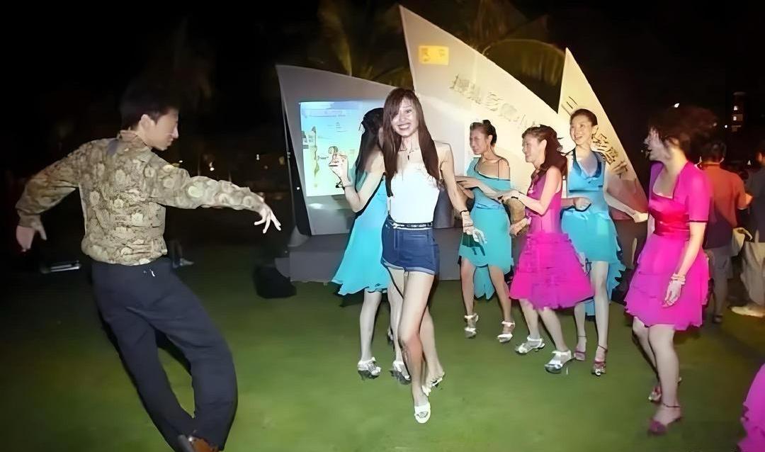 张朝阳没有吹牛，当年真的是想要什么就有什么。 