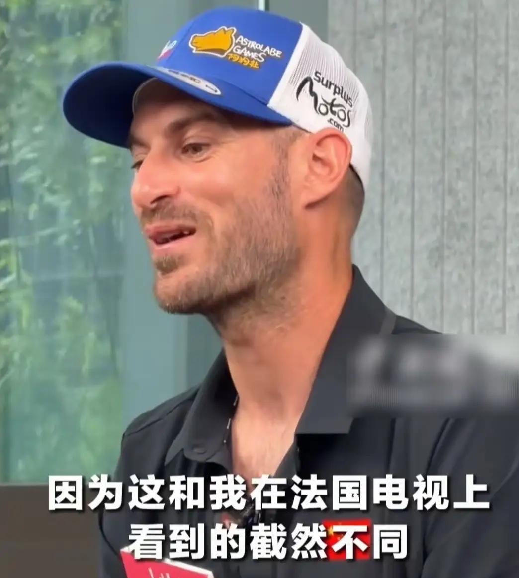 德比斯太实在了，太敢说了，这是不打算回去了嘛？

德比斯称：这次来中国，这里非常