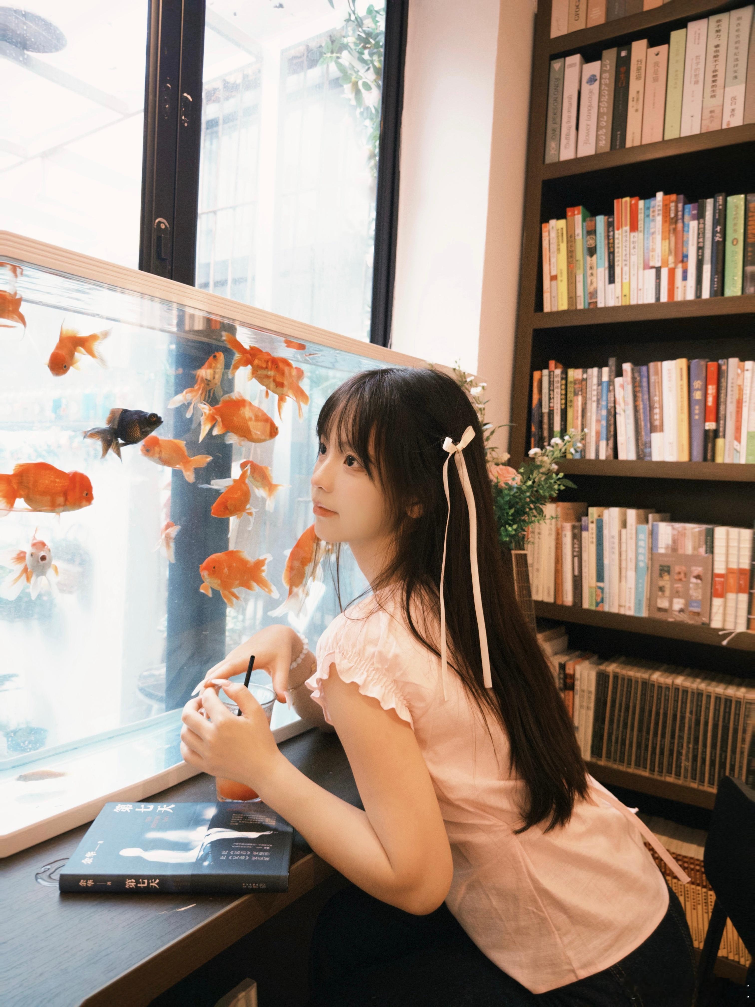 池中鱼🐠 ​​​