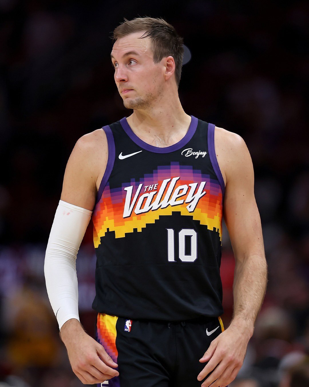 Shams：肯纳德2年1300万签约太阳；第二年球员选项。NBA自由球员市场