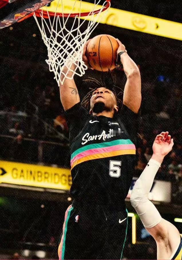 马刺送步行者11连败，这五人表现不错。
马刺天公不作美，123:113送步行者1