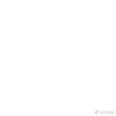 总是这样，一瞬间想通了，释然了，在下一秒又想不通了。大道理都懂，可小情绪却难自控