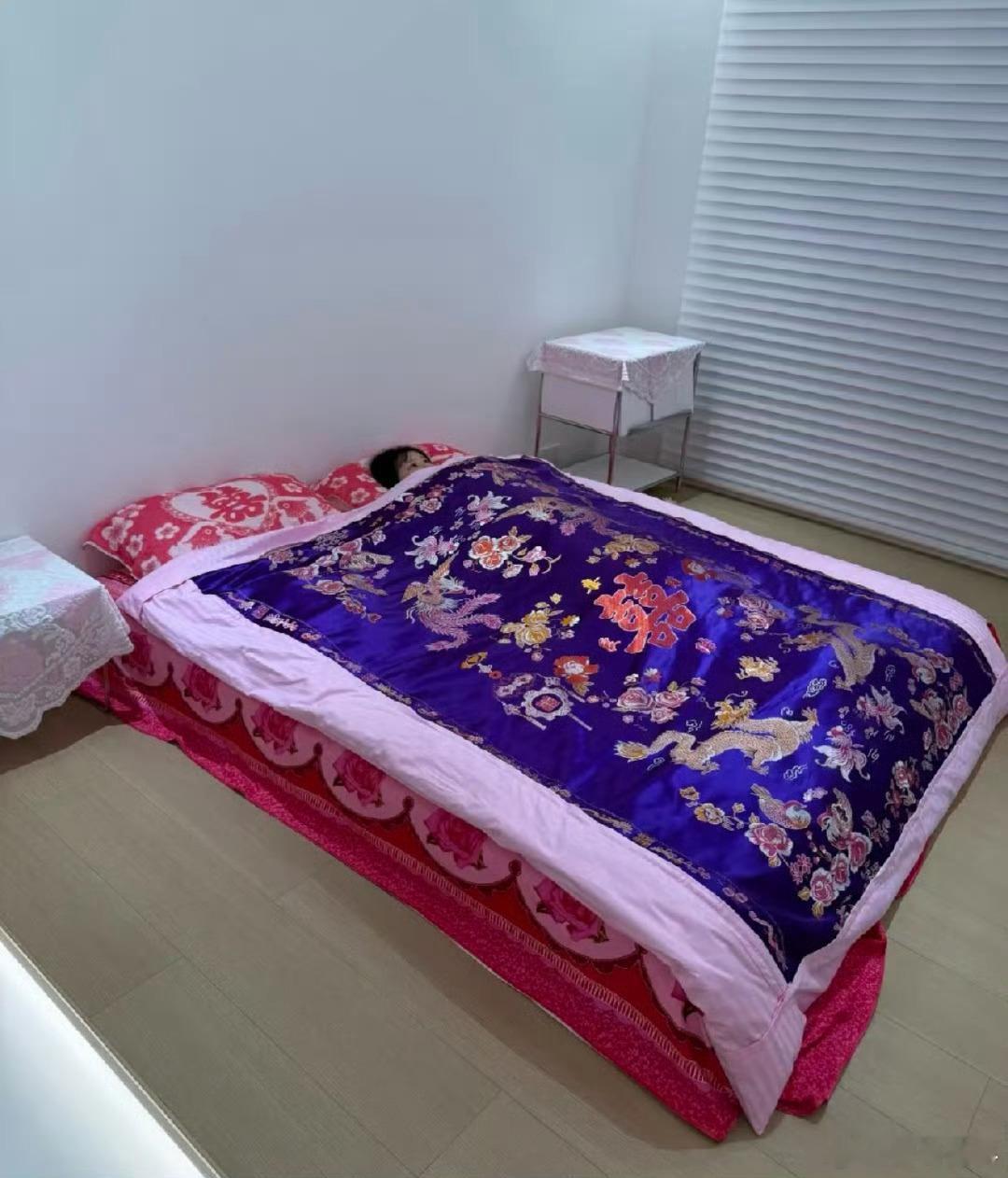 过年还有换新被子，总感觉怪怪的！ 