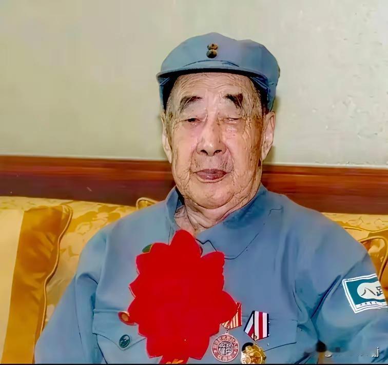 王铎：许家印的父亲，当年也是老八路。