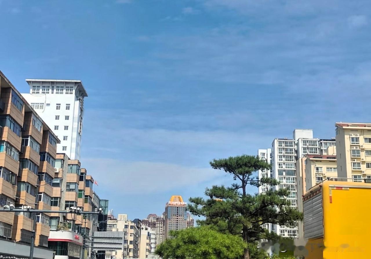 一线城市房地产市场的发展方向是什么
说实话，一线楼市早就告别普涨时代，逻辑完全换