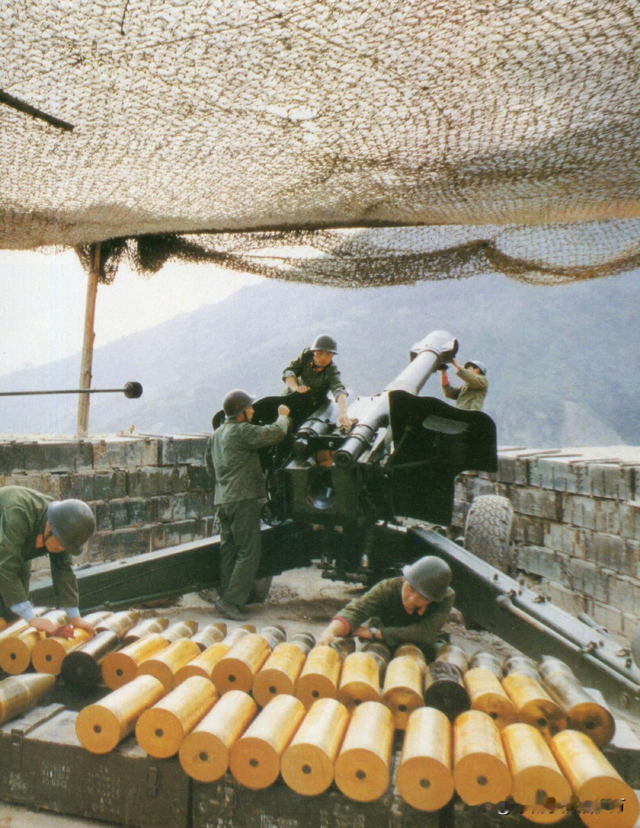 中越边境战争（1979-1989年）中，我军主力152mm火炮为66式152毫米