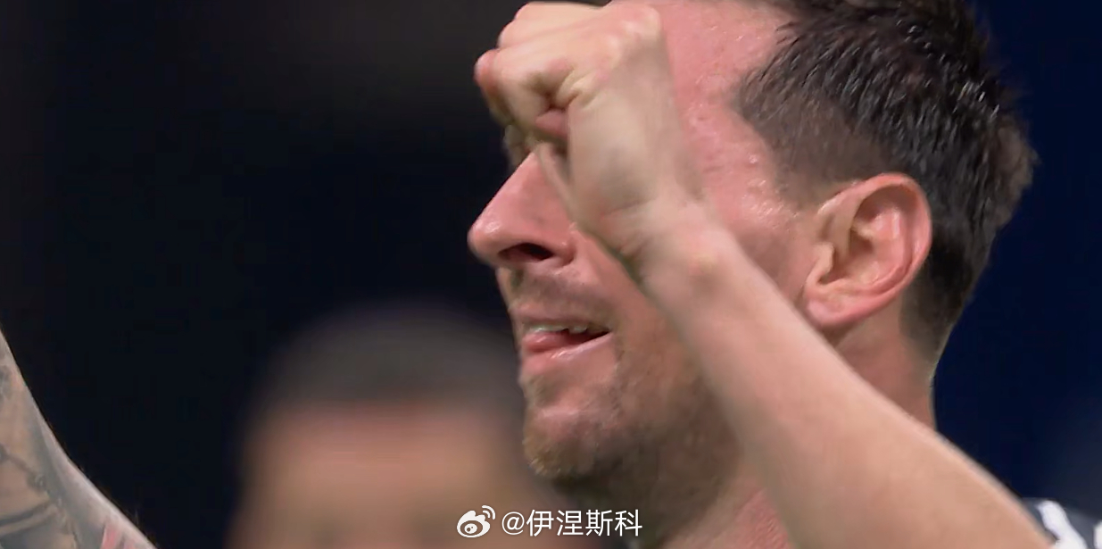 小老头踢的比世界杯决赛还激动世界杯 阿根廷让二追三