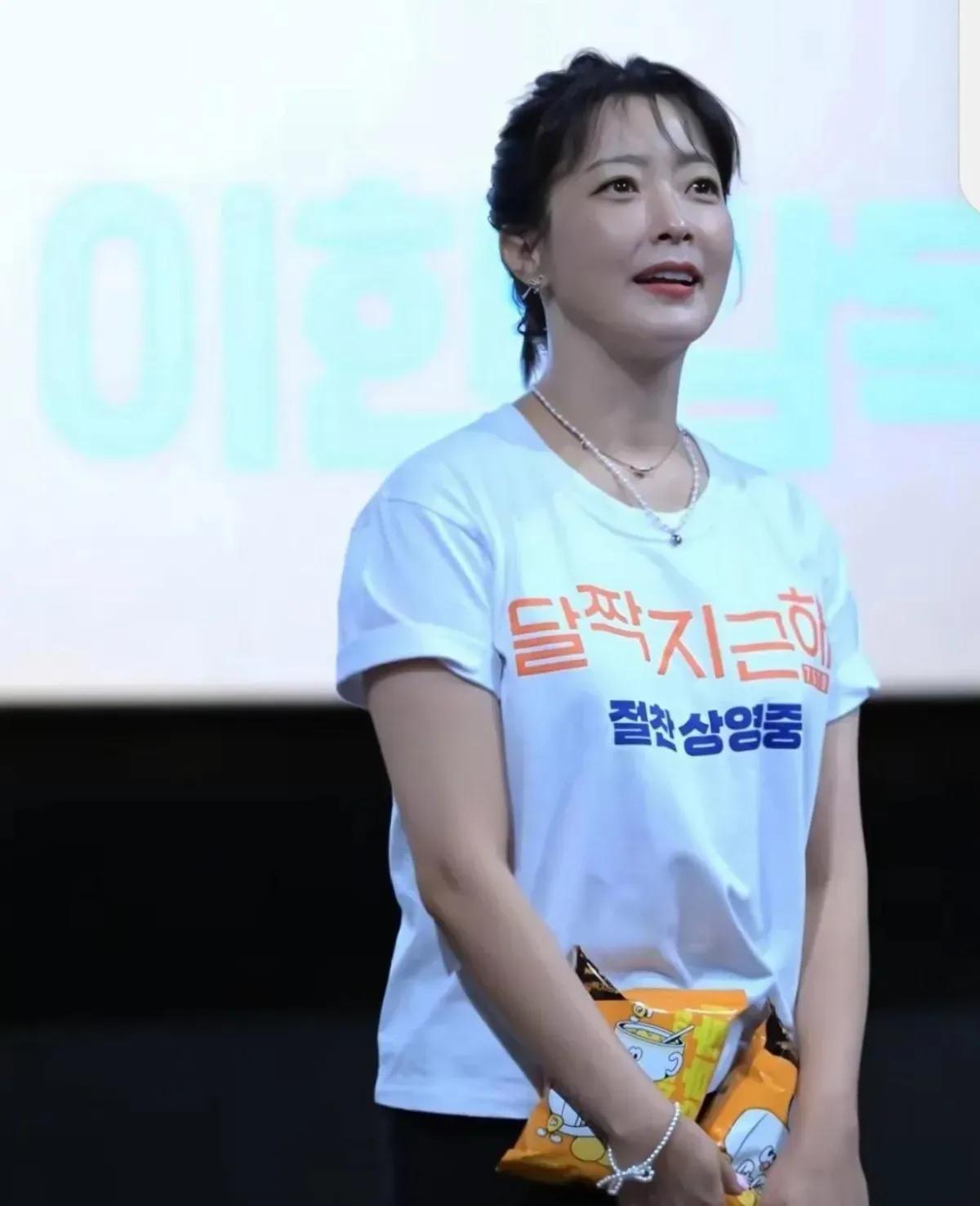 韩国第一美女“金喜善”，还是那么迷人！#娱乐# #明星#