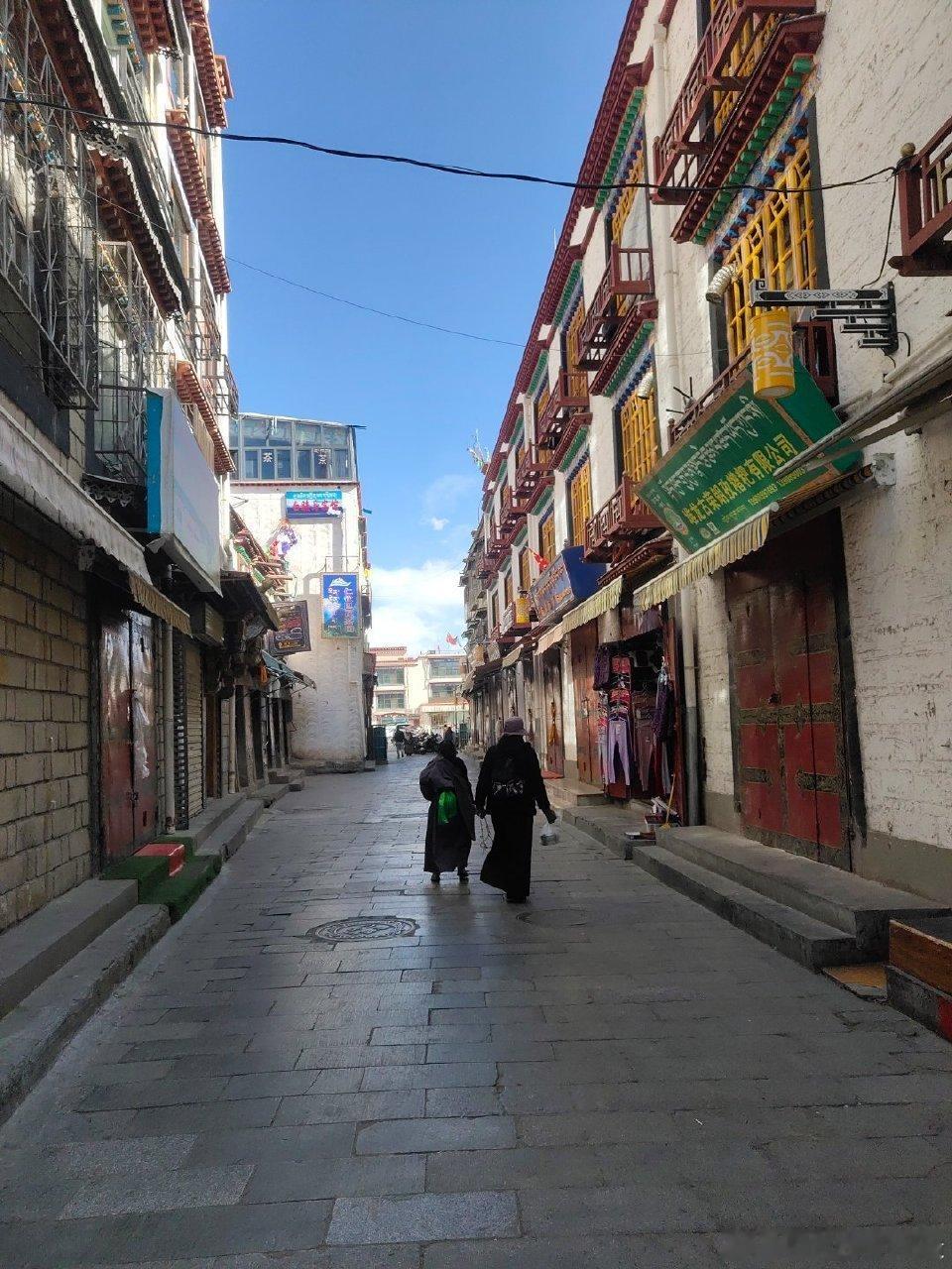 拉萨市城关区吉日街道八朗学社区的翁堆兴卡（འོང་སྟོད་ཞིང་ཁ།上部庄稼