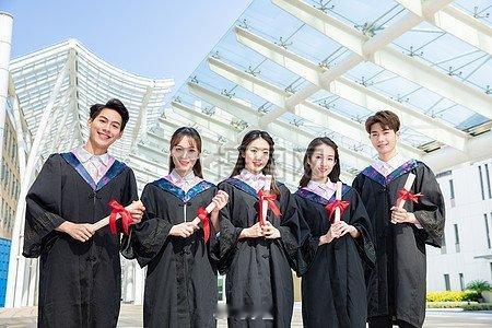 这届大学生开始教机械臂干活了在江西解锁大学4.0赛博版本哇塞！在大学里，我凑热闹