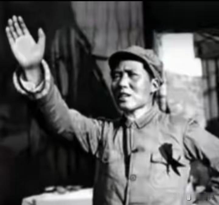 毛主席最霸气除奸箴言！77年前一句话，点醒中国人：除恶务必斩草除根
 
宜将剩勇