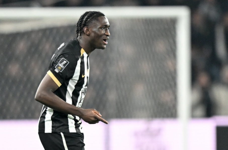 RMC Sport消息，昂热前锋谢里夫转会水晶宫遇阻，盖伊离队可能是交易搁浅的原