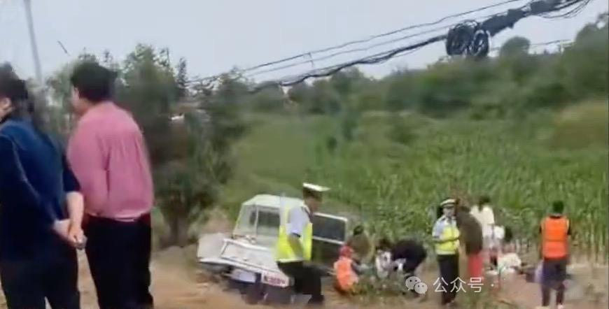越野车与微型货车相撞 3人受伤入院

6月18日，甘肃庆阳市庆城县一辆越野车与一