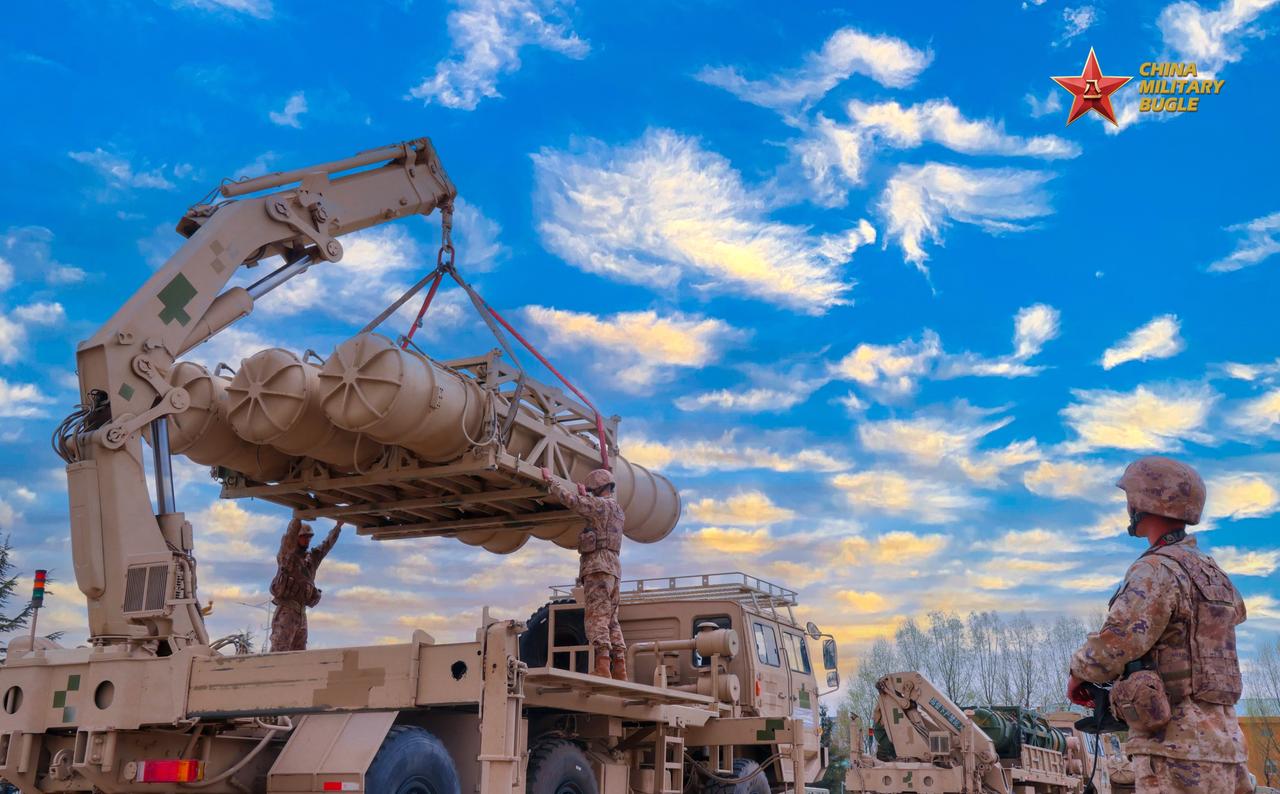 76th 防空旅 红旗16吊装