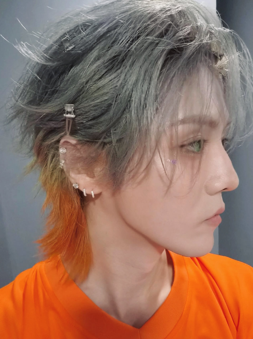 鹿晗哈哈哈哈哈 lh 鹿晗鲜啤福鹿家品牌全球代言人 🦌我会永远偏向你，就像向日