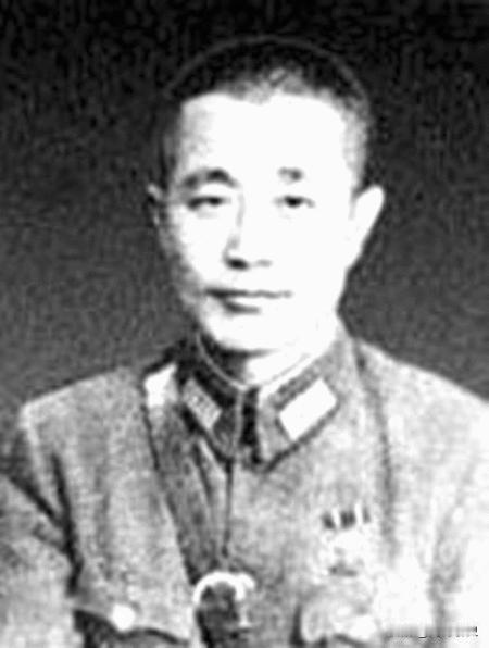 杜聿明晚年写回忆录，提到郭汝瑰时写了句话：“我指挥作战的方案，事先绝对不能让郭知