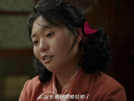 李雪琴失恋哭戏把我演共情了好好的时光李雪琴这段失恋戏真的绝了！笑着笑着就哭了，嘴