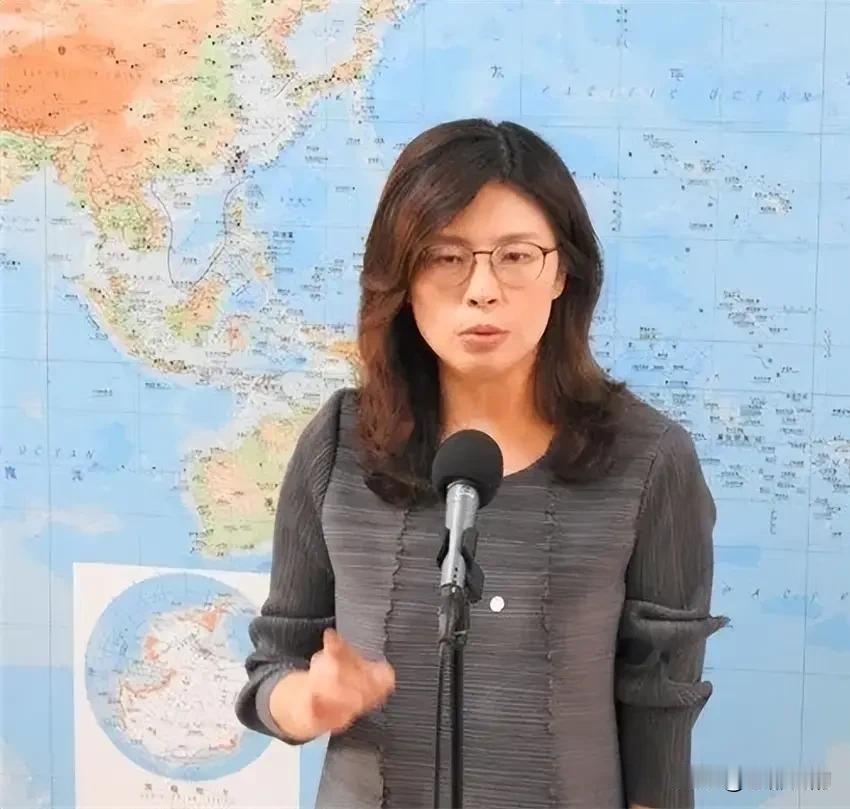 风波落地！限权提案大概率搁置，多方表态定调，中国国民党大局稳了
 
距离中国国民