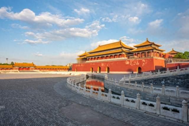隐忍六年终掌权！汉武帝亲政第一刀，改写两千年华夏思想