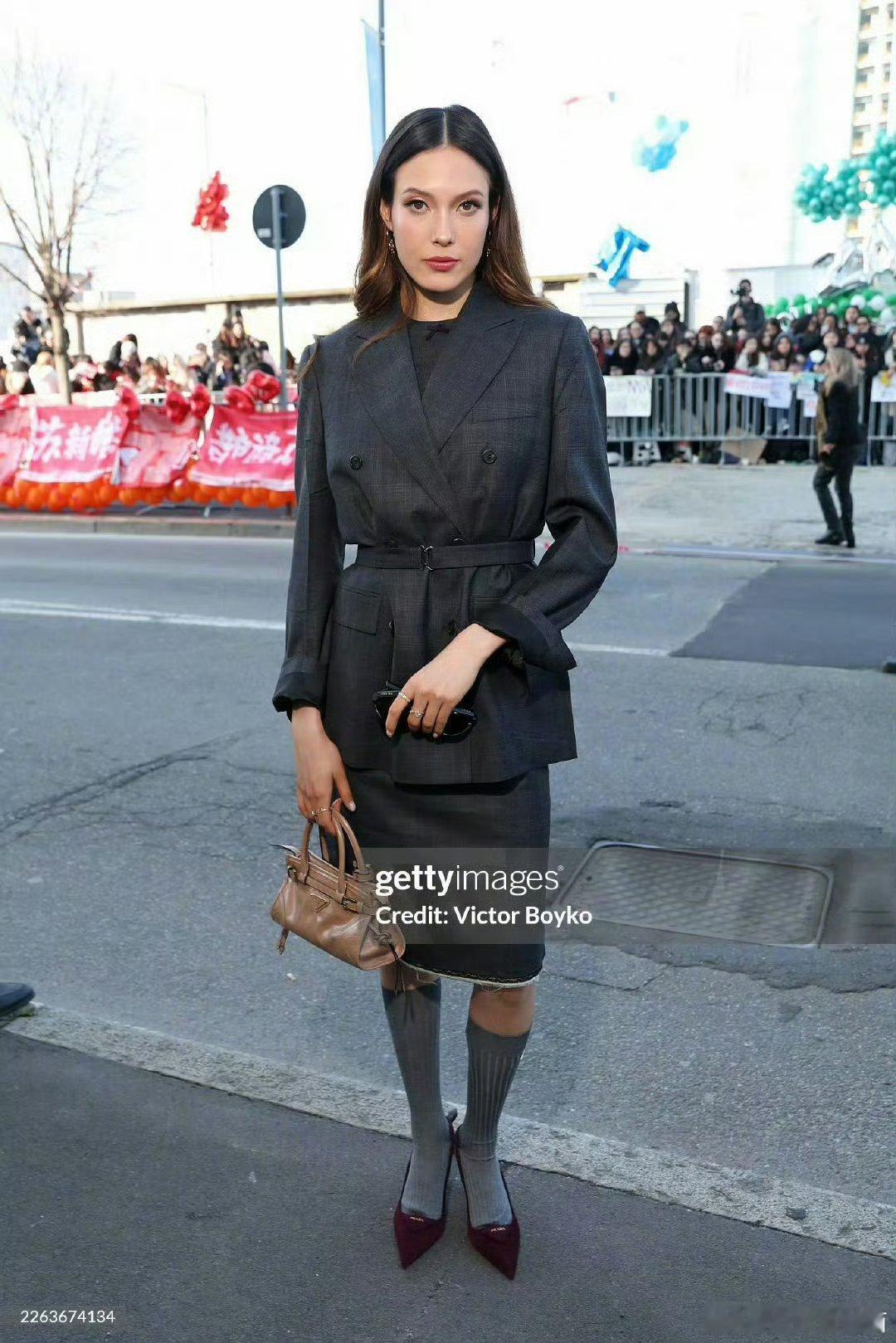 谷爱凌Prada看秀完全女王～很难不让人为她而着迷 