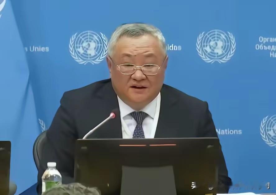 这步棋走得太漂亮了！中国这次不吵不闹，却用一招“温柔刀”，直接点中了美国的死穴。