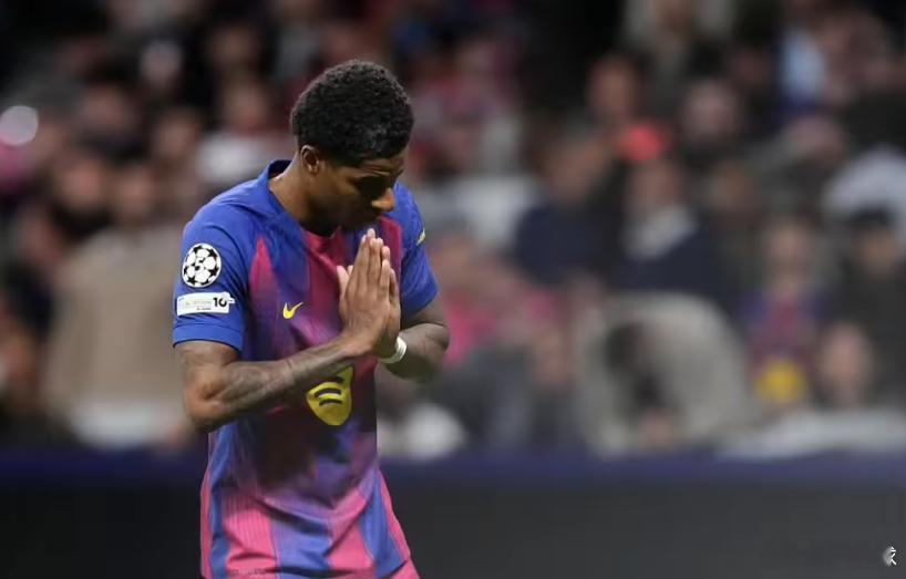 根据《曼彻斯特晚报》的报道，在欧冠1/4决赛不敌马竞遭到淘汰后，巴萨可能不会买断