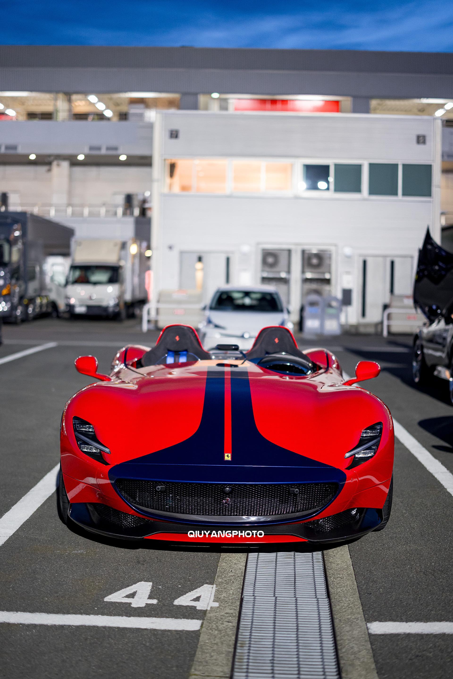 Ferrari Monza SP2 #cars01豪车拍# 在法家终于见到了SP