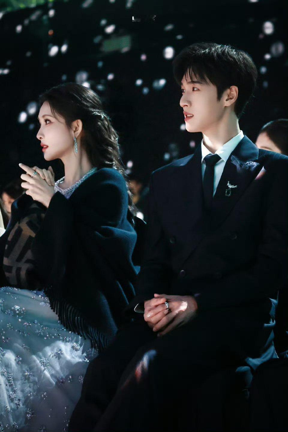 孟子义能抱起李昀锐了既然如此豹猫好甜啊 快来预约尚公主～ 