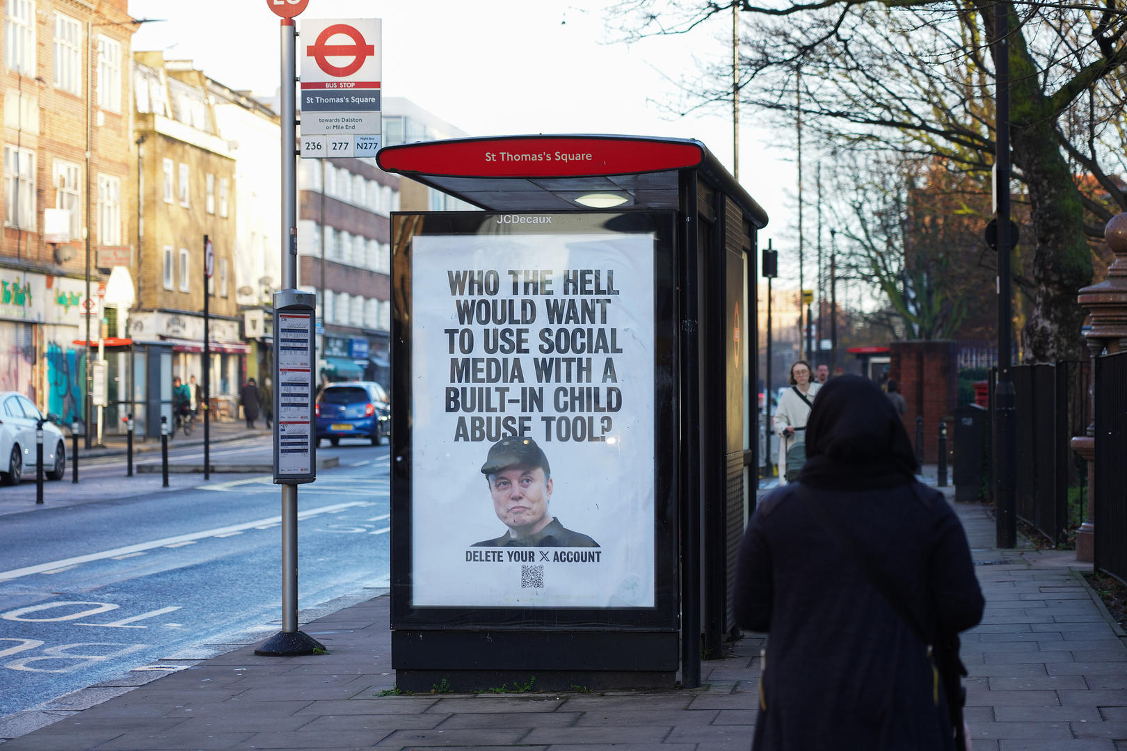 #马斯克怒斥西班牙首相# 【#欧洲多国拟禁止青少年使用社媒#，马斯克怒斥西班牙首