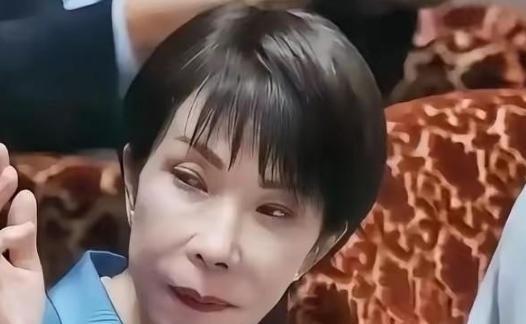 中日关系走到今天这个地步，有一个现象让人感觉越来越不对劲，按理说面对“制裁”， 