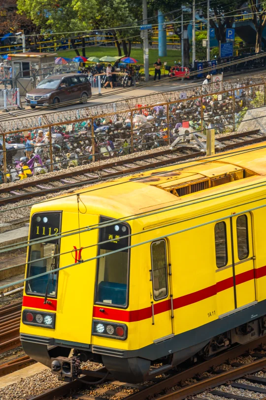 广州最美地铁站…算了，你肯定觉得没意思