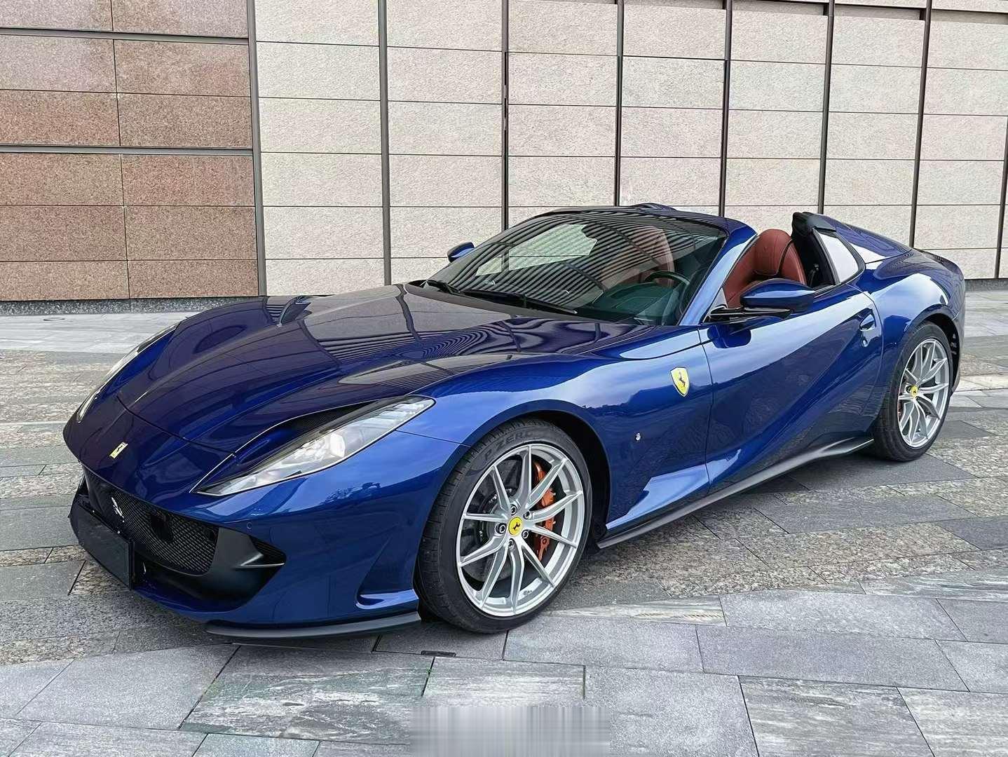 Morning~[太阳]法拉利812GTS 环法蓝/棕内未上牌，仪表里程5200