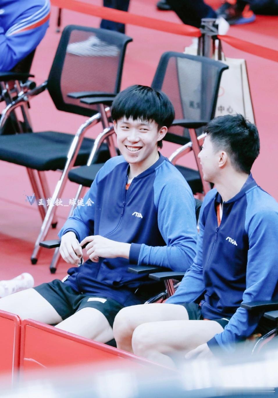 王楚钦[超话]   wcq 王楚钦加油  𝐺𝑂𝑂𝐷 𝑁𝐼𝐺𝐻𝑇