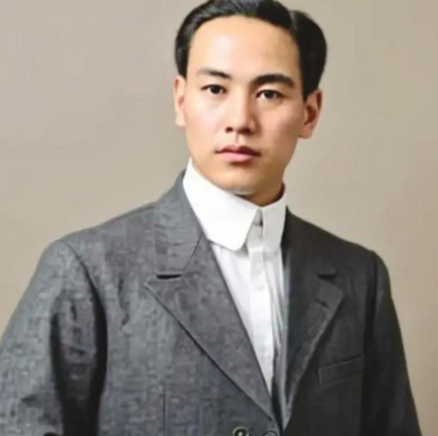 人民公敌蒋光头年轻时照片