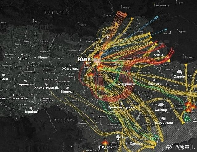 俄军今天的重点是基辅地区，使用了大量的巡航导弹和远程自杀式无人机，以及弹道导弹和