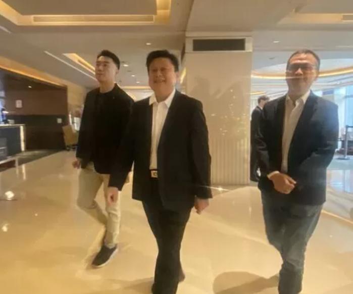 李乾龙与蓝委餐叙！傅崑萁曝谈3内容

国民党副主席李乾龙今天（27日）与国民党立