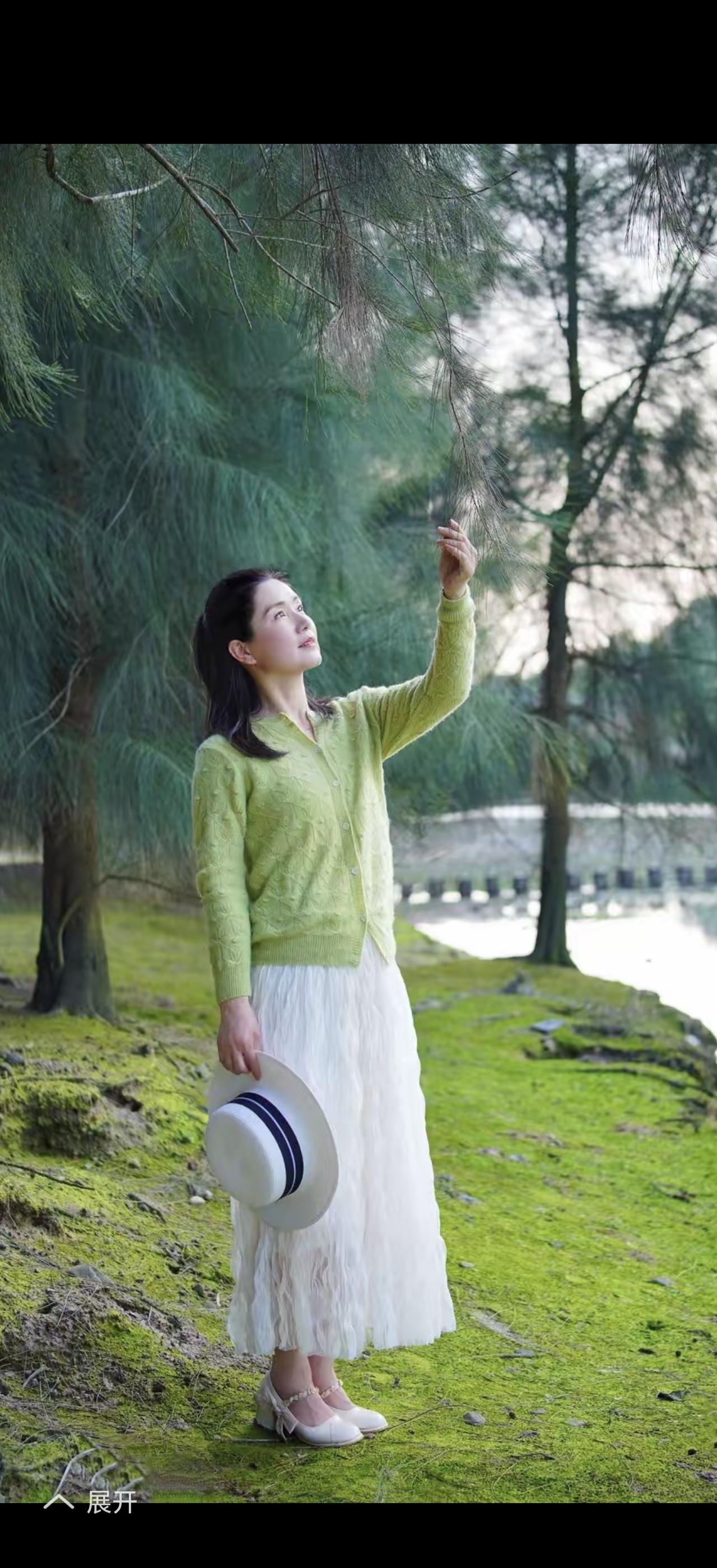 生活处处是美好。就像华兹华斯说的，所见到的一切均透露着内在的美丽。我曾烦闷地走在